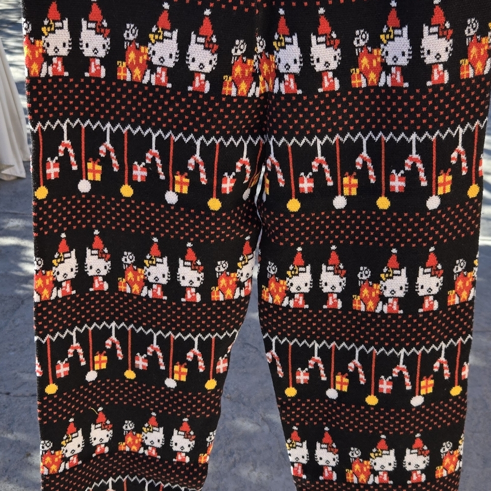 Hello Kitty pants - Picture 2 of 5